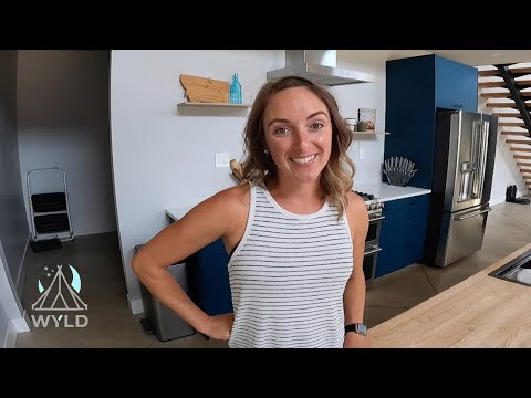WHAT DOES THE INSIDE OF OUR SHOUSE LOOK LIKE? | Tour of our shop house