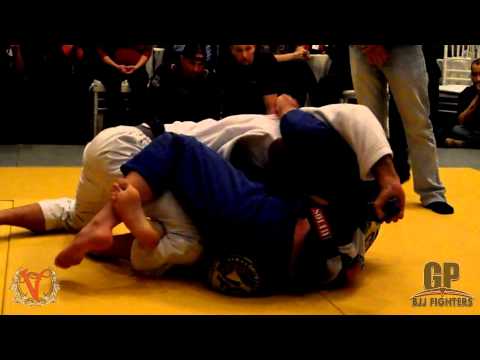 Bruno Fernandes X Jake MacKenzie FFC2 WWW.GRAPPLERSPLANET.COM