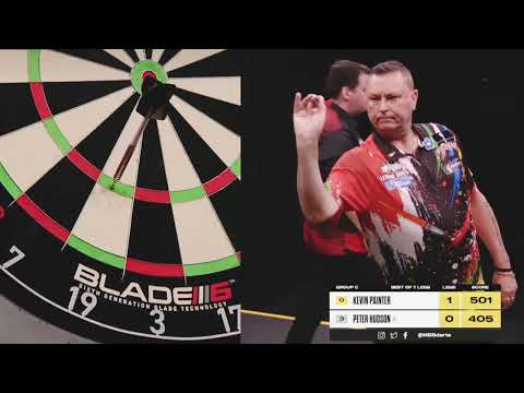 Mind games? Darts pro uses three different flights and stems. #Kevinpainter #Modussuperseriesdarts.