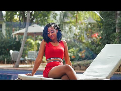 Candy Maine ft Clef Jones - Bus Stop [Official Music Video]