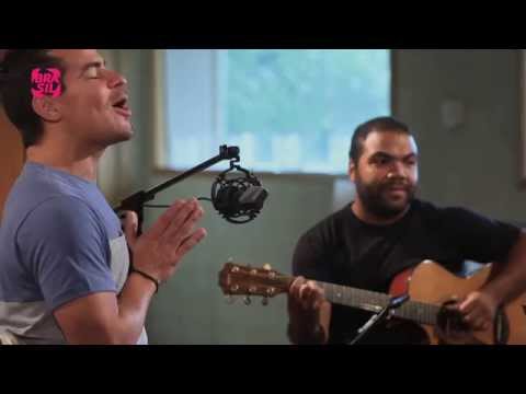 Thiago Martins canta com Paulinho Moska l Do Outro Lado do Mundo