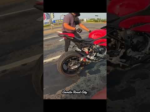 S1000RR Aplastada y persecución #automobile #karma #moto #s1000rr #humor