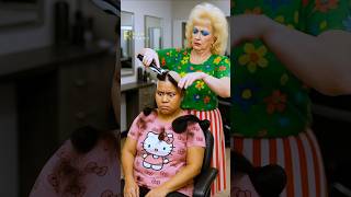 Download lagu RAMBUT KAKAK di BOTAKIN😱 mp3