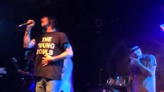 Slaves - starving for friends