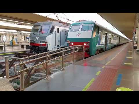 Torino Porta Nuova : parata pilota uic x e cuccetta ex Thello ricolorata