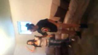 Download lagu mari and cynthia mp3