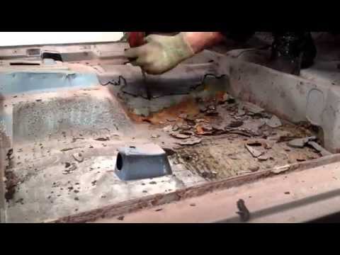 Thumbnail for Cleaning the chasis - Ford Granada Coupe 1971 [Timelapse] by Coupe