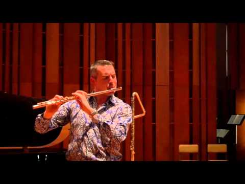 I. CLARKE | Zoom Tube