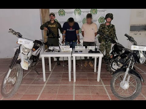 Con armas abastecidas y en moto son capturados integrantes del Clan del Golfo en Pijiño del Carmen