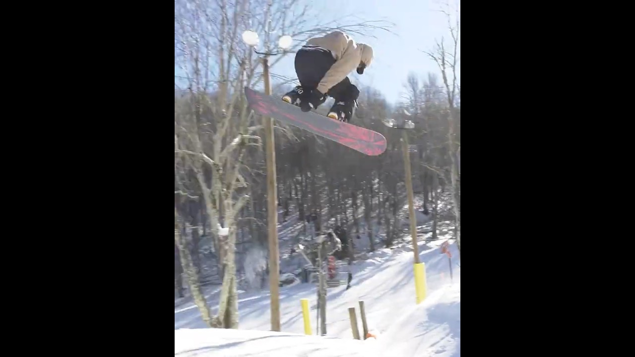 Switch BS 180 from Pop Out at App Ski