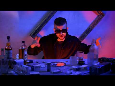 FRA 2famiglia - PitStop (official video)