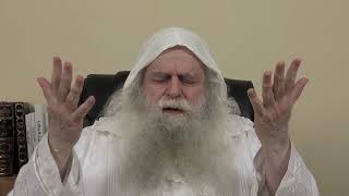 פרשת קדושים תשפ"ד - הדבקות בה' ית' מאת כ"ק האדמו"ר מרחלין שליט"א (חסידות רחלין) - התמונה מוצגת ישירות מתוך אתר האינטרנט יוטיוב. זכויות היוצרים בתמונה שייכות ליוצרה. קישור קרדיט למקור התוכן נמצא בתוך דף הסרטון