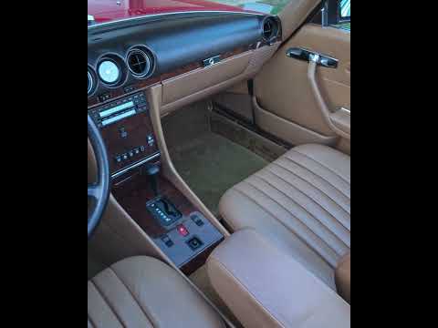 1987 Mercedes-Benz 560SL (CC-2114260) for sale in Southampton, New York
