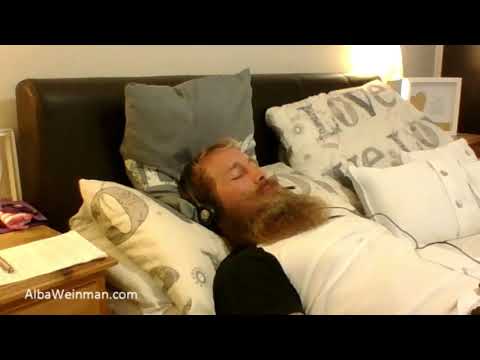 493 - Alba Weinman - Thriving with the Contrast