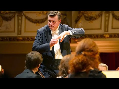 Thielemann dirigiert und kommentiert Richard Straussʼ „Ein Heldenleben“