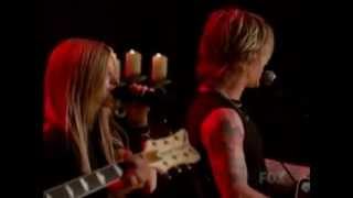 Avril Lavigne &amp; The Goo Goo Dolls Johnny Rzeznik   Iris Live @ Fashion Rocks 2004