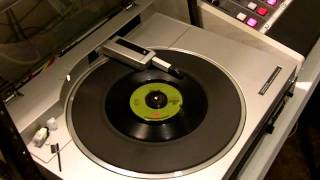 Van Morrison - Wild Night (45 rpm - HD Stereo!)