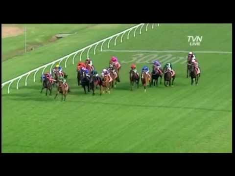 Closing stages of 2012 Golden Slipper Stakes - Pierro