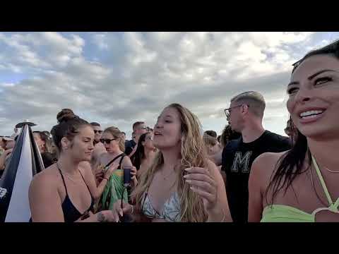 Pagode na Beira - Grupo Chocolate e Aperte o Play - AO VIVO no Quintal ATL