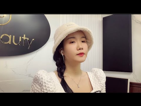 Thể hiện bởi Linh Em