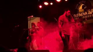 Dolu Kadehi Ters Tut - Siz Bana Aldırmayın Live