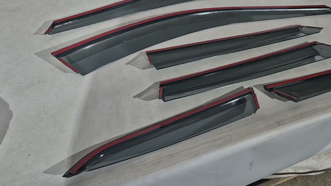 Ветровики с хромированным молдингом Niken Luxury (6 шт) Video 1