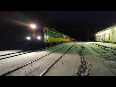 Tren IR15536 Brasov - Bucuresti Nord trece prin Timisu de Sus cu 44-0124-2 - 15.01.2021