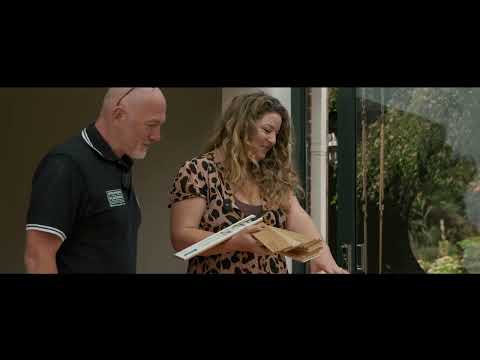 Floor Renovation with Bona Certified Craftsmen, Strippers Flooring & Alice in Sandiland