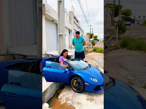 Ela tem uma Lamborghini