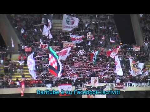 Bari Verona 0-1 tifosi baresi e scaligeri 07 11 2011.mpg