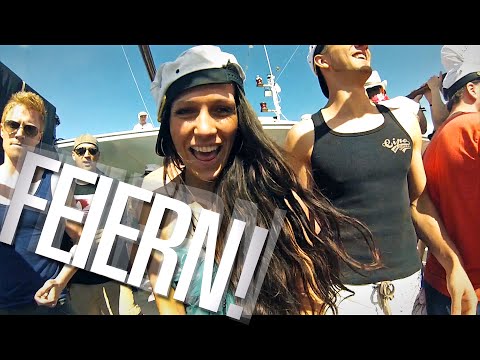 DJ OSTKURVE & SEASIDE CLUBBERS - FEIERN! (We didn't start the Fire) - (OFFIZIELLES VIDEO)