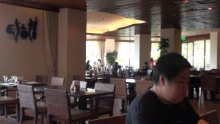 preview picture of video 'Breakfast Buffet at Caesar Park Hotel'