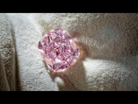 50 Years New in Asia: The Magnificent Splendours of Jewellery