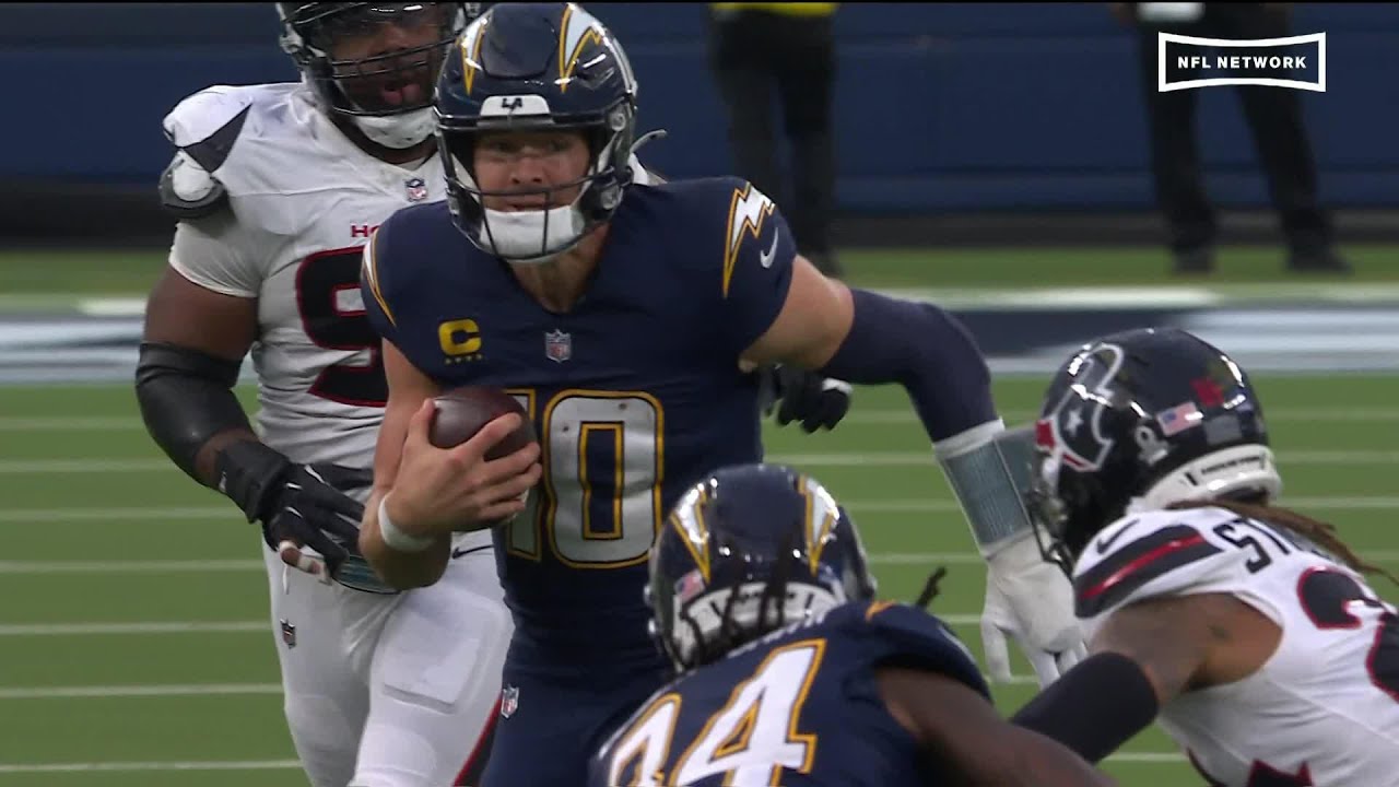 Herbert Fully Loaded! QB scrambles, sets up TD score