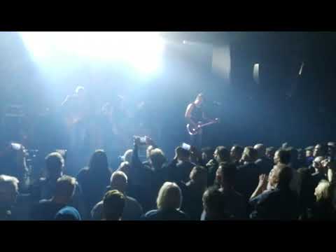 Black Devils feat Ile Kallio Roadrunner