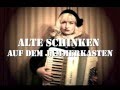 Laura Dilettante spielt "Alte Schinken Auf dem ...