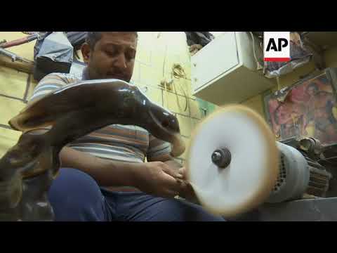 download lagu mp3 mp4 Horn Material, download lagu Horn Material gratis, unduh video klip Download Horn Material Mp3 dan Mp4 Free All Gratis