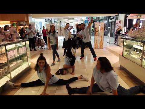 download lagu mp3 mp4 Shawn Mendes Tour Fresno, download lagu Shawn Mendes Tour Fresno gratis, unduh video klip Shawn Mendes Tour Fresno