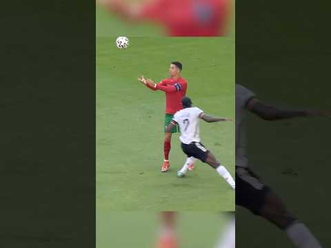CRISTIANO RONALDO SKILLS😱