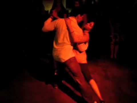 Emilio Andres Araya & Paula Wilson- Nuevo Tango