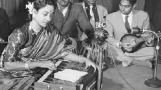 Geeta Dutt : Kiya ya kya tune ishaara - Duniya Rang Rangeeli