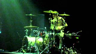 Travis Barker - Bombs Over Baghdad (Outkast Cover) LIVE @ Gramercy Theatre NYC