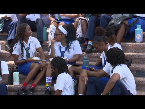 SMS students helping others to cope mental health issues