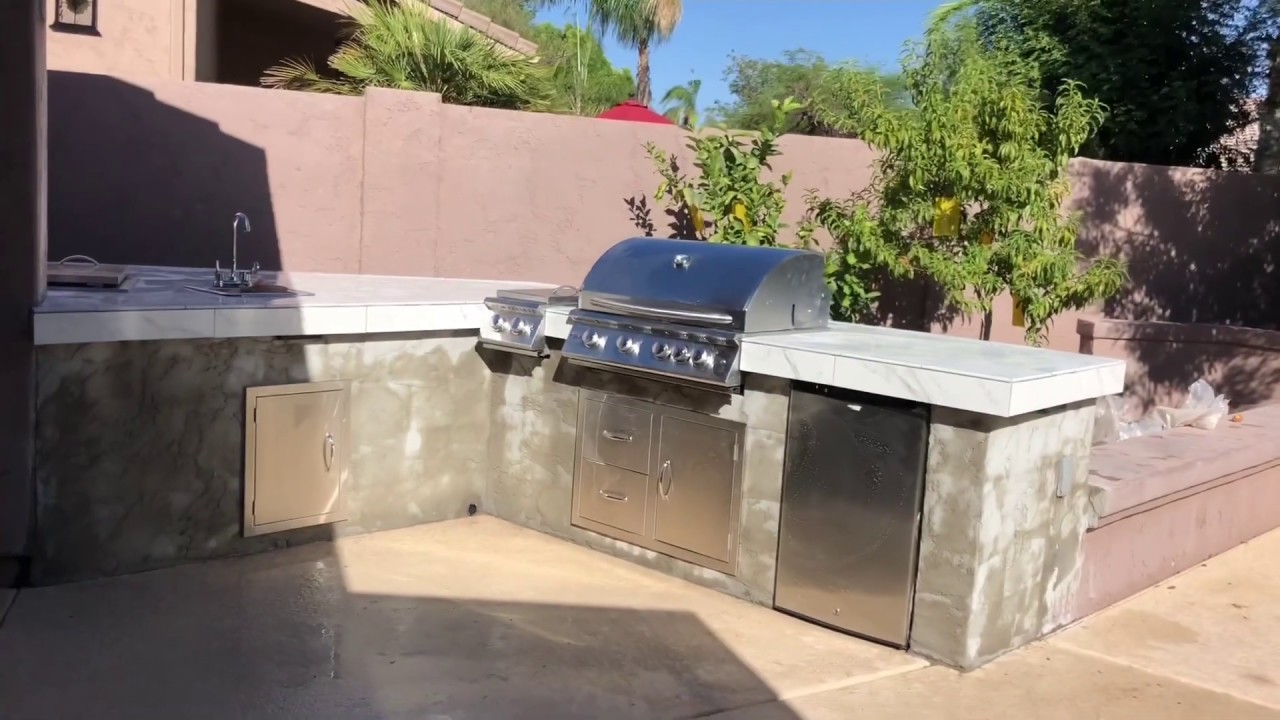 Watch Como hacer una asador /How to Make a bbq Now Como hacer una asador /How to Make a bbq