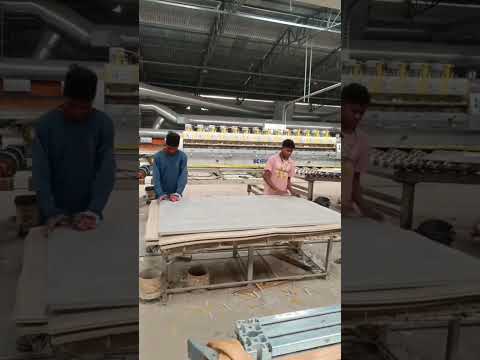 Big Slab Vitrified Tiles 1200 x 1800 mm #vitrifiedtiles #slabs #packing #manufacturing #homedecor