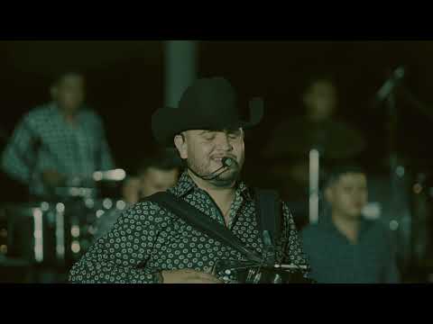 Calibre 50 - Javier El de Los Llanos - Don Arturo (Medley / En Vivo)