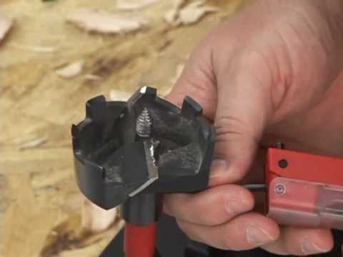Milwaukee® 1-3/8" Switchblade™ Selfeed Bit Demo