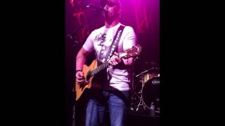 Jesse Keith Whitley - Between an Old Memory and Me