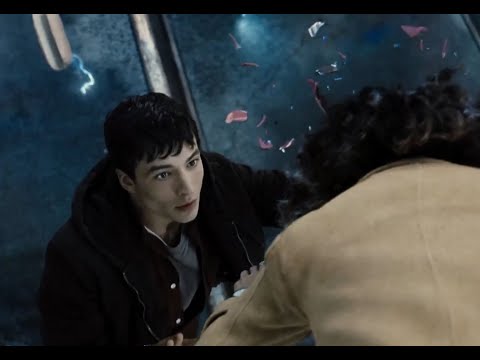 Justice League Snyder Cut The Flash Saves Iris