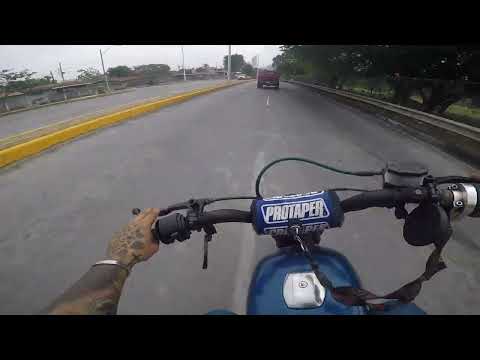 #suzuki #2stroke #ax100 racing in #traffic #husqvarna701 #gopro #racing #race